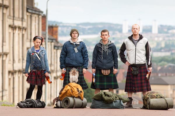 Cuatro protagonistas de la película "La ración de los ángeles" grabada en Escocia